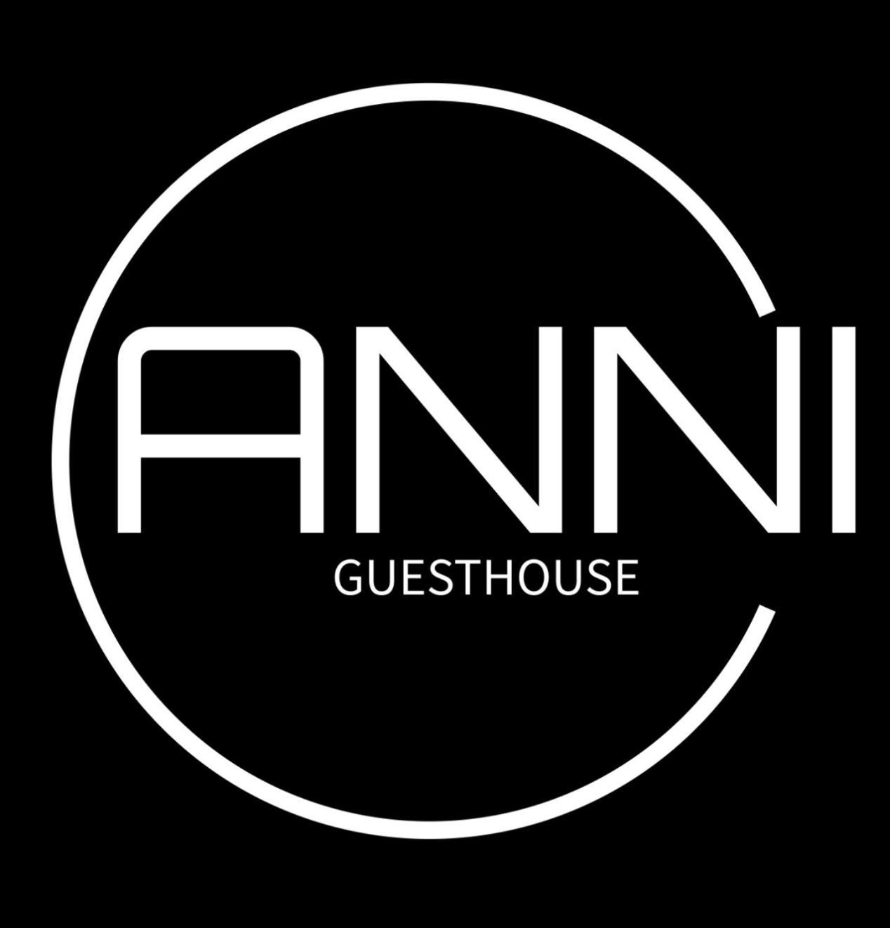 Anni Guesthouse Hostel マルティル エクステリア 写真